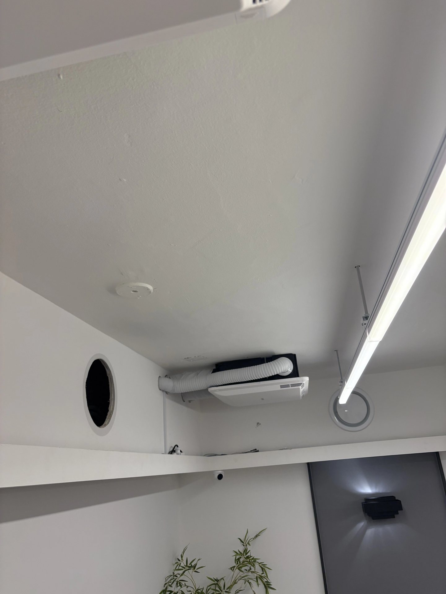 공덕 덕트 환기배관 시공 현장 사진
